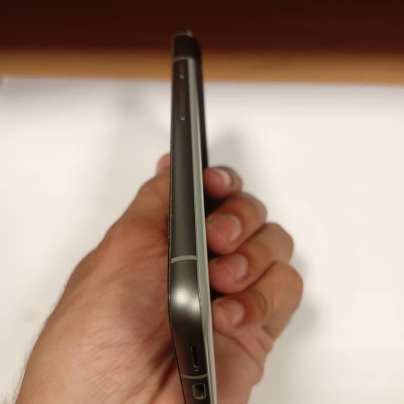 Google Pixel 8 5