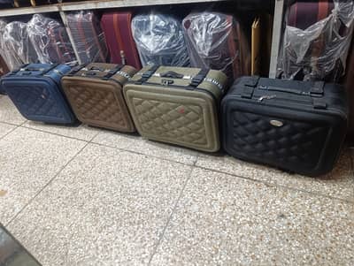 Luggage bags/ travel suitcases/ trolley bags/ travel trolley/ attachi