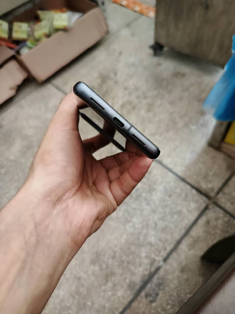 Google Pixel 7 5