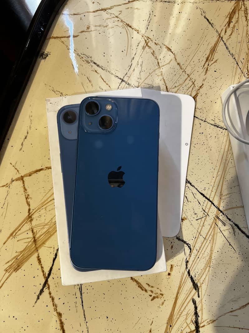 iPhone 13.256 2