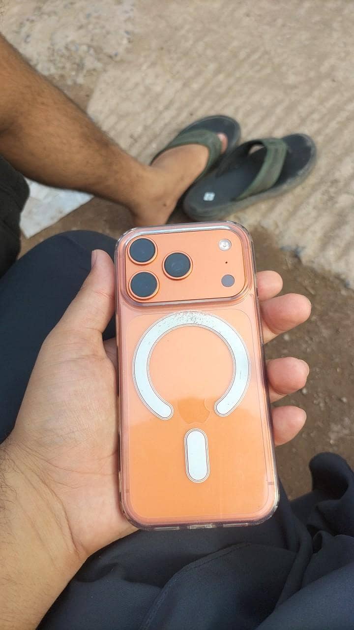 Apple iPhone 17 Pro 0