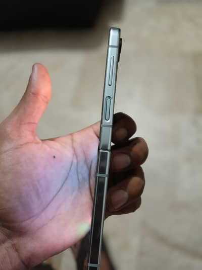 Samsung Mobile Z Flip 5