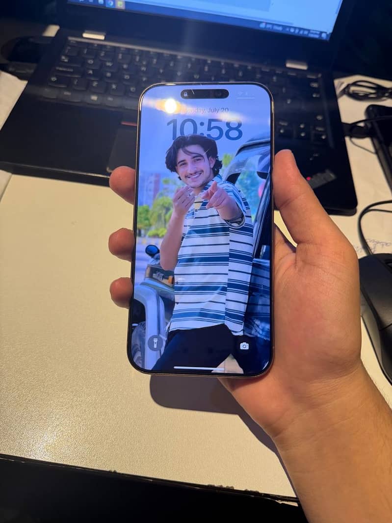 Iphone 16 pro max 2