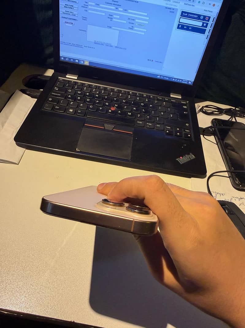 Iphone 16 pro max 6