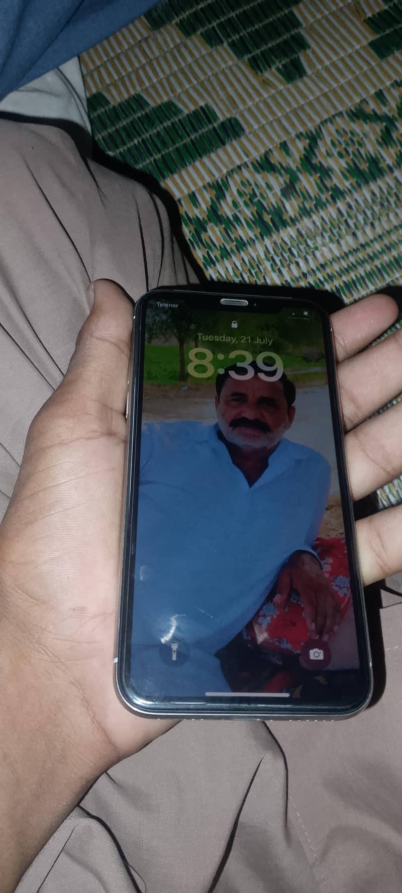 Apple iPhone X 2