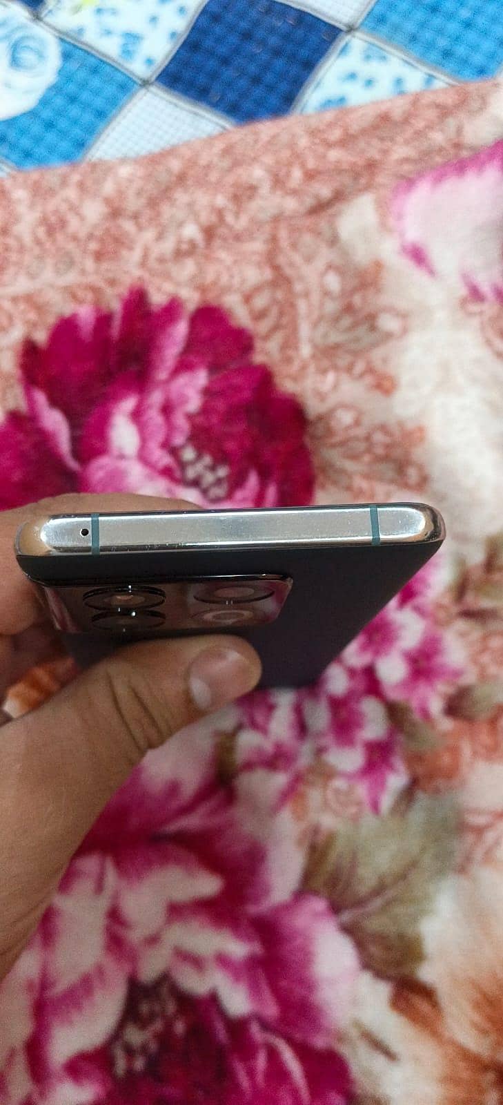 One Plus 10 Pro 6