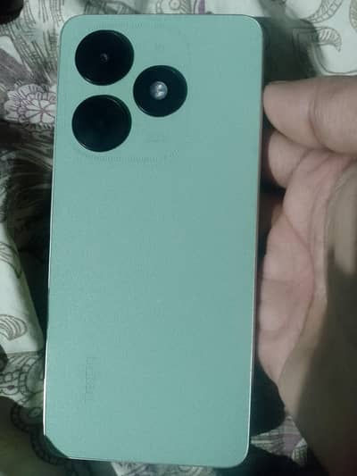 Tecno spark go 2024 4gb 64gb memory condition good only phone hai