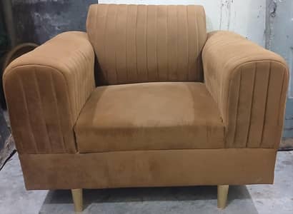 Brand New Modern Fluted Velvet Sofa Set (3 + 2 + 1 Pieces) - Gold Legs