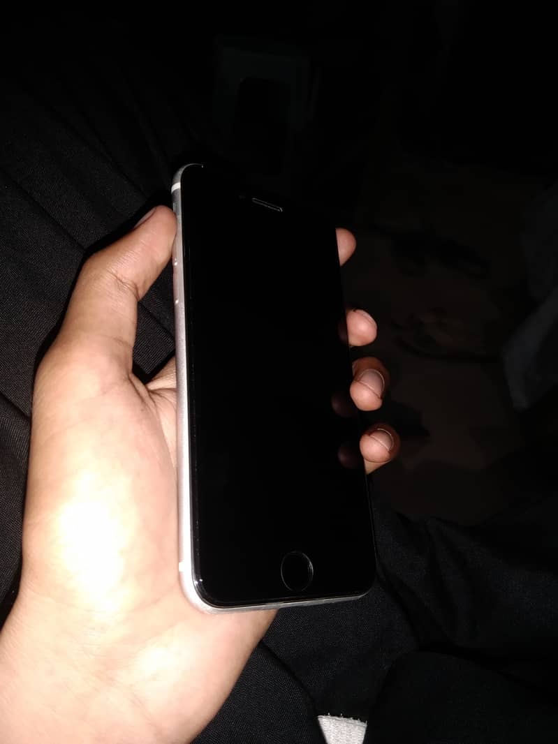 Iphone Se 2nd Exchange and Sell 2