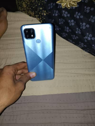 Realme C21