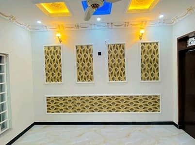 10 MARLA LOWER PORTION AVAILABLE FOR RENT IN CENTRAL PARK HOUSING SCHEME LAHORE
