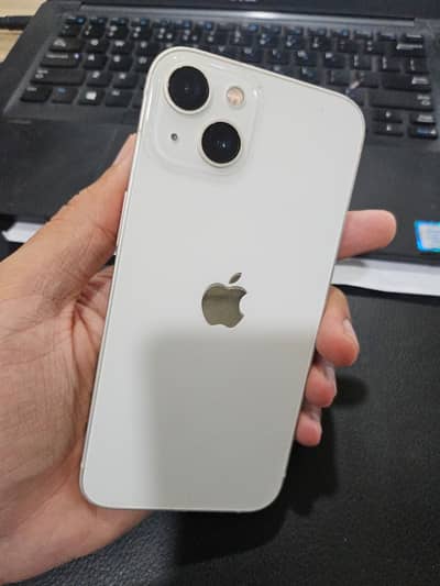 Apple iPhone 13