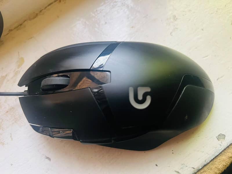 Logitech G402 10