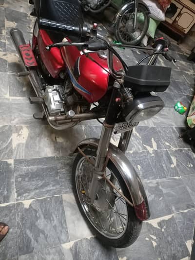 UNITED HONDA 125 CHINES