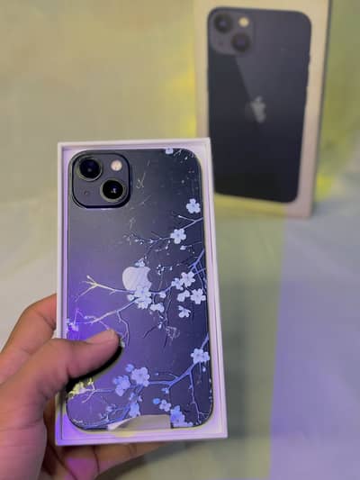 iPhone 13 factory unlock 128gb battery 89% water pak