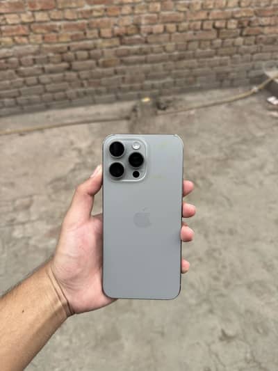 Apple iPhone 15 Pro Max