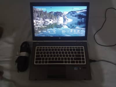 HP EliteBook 8470W Coure I5 3rd Gen +SSD