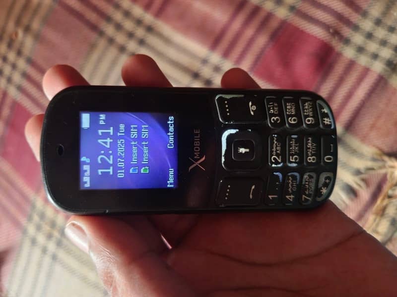 XMobile D4 Lite 8