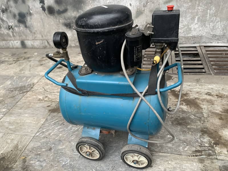 PAINT COMPRESSOR 3