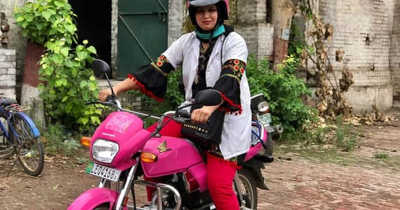 female driving bike I am experience 5yers