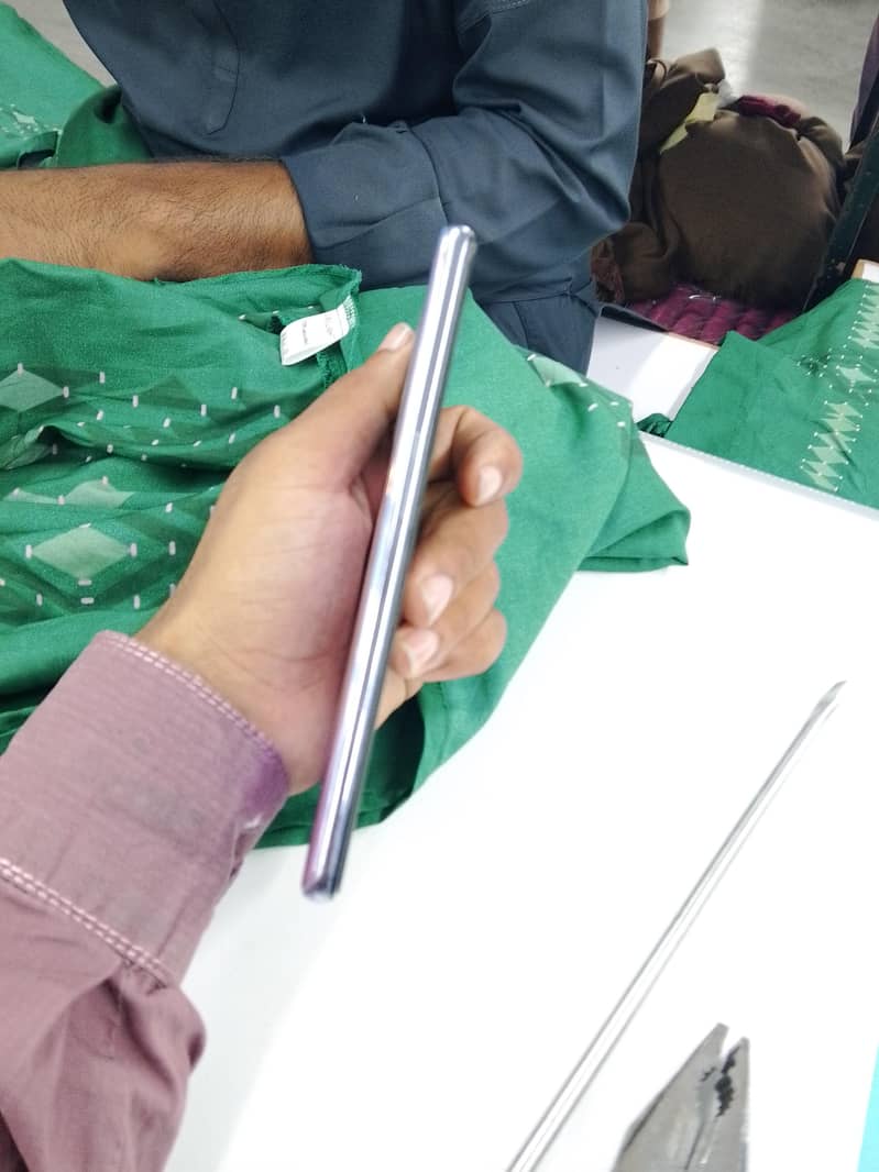 One Plus 9 4
