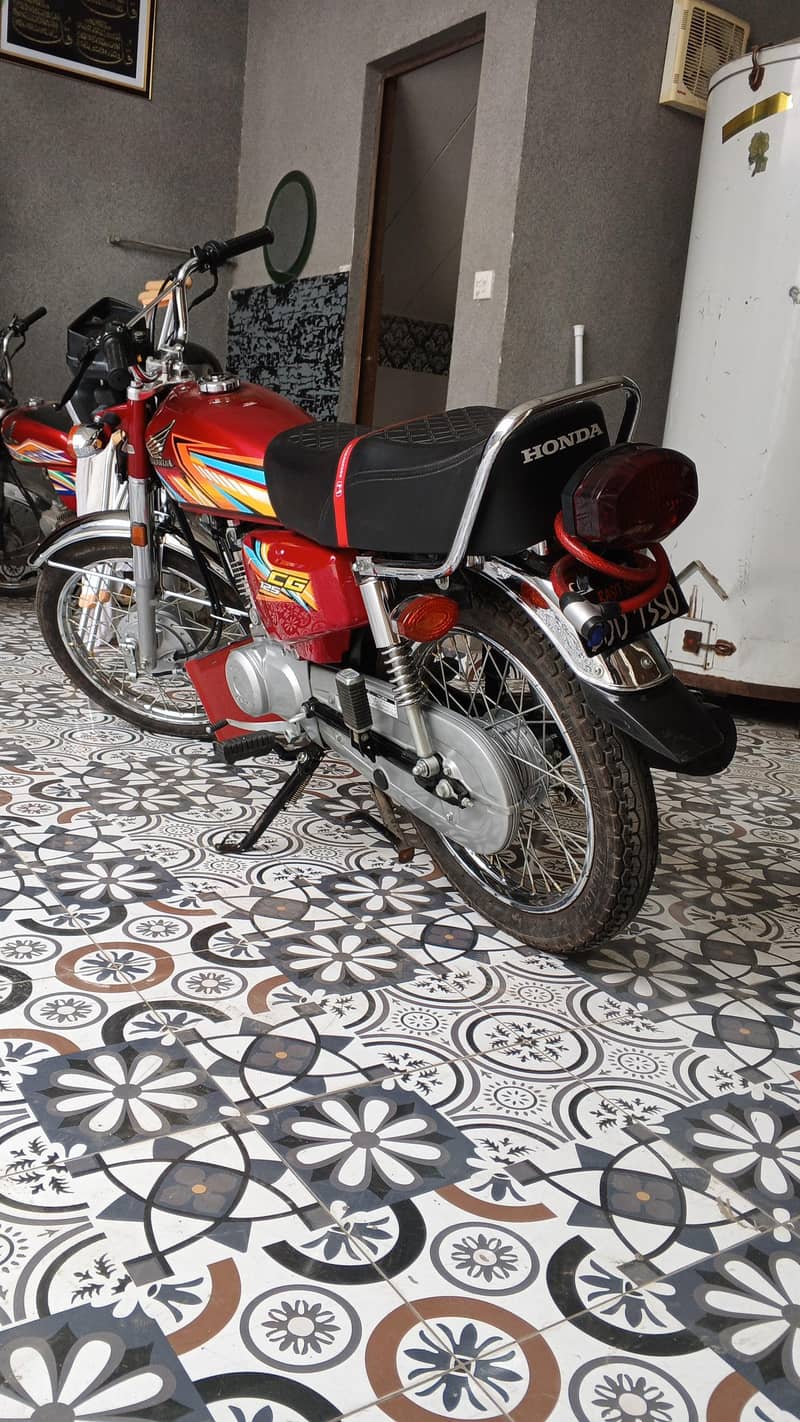 Honda 125 ,  25/26 1
