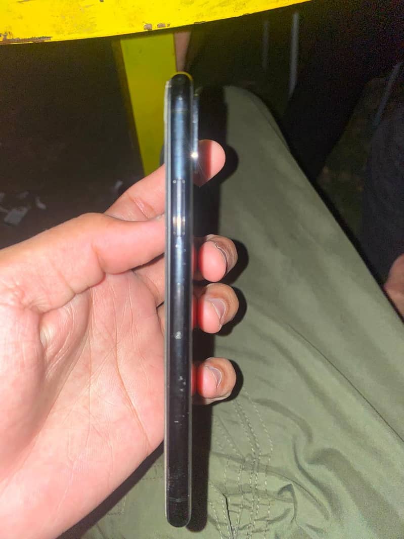 Apple iPhone X 2