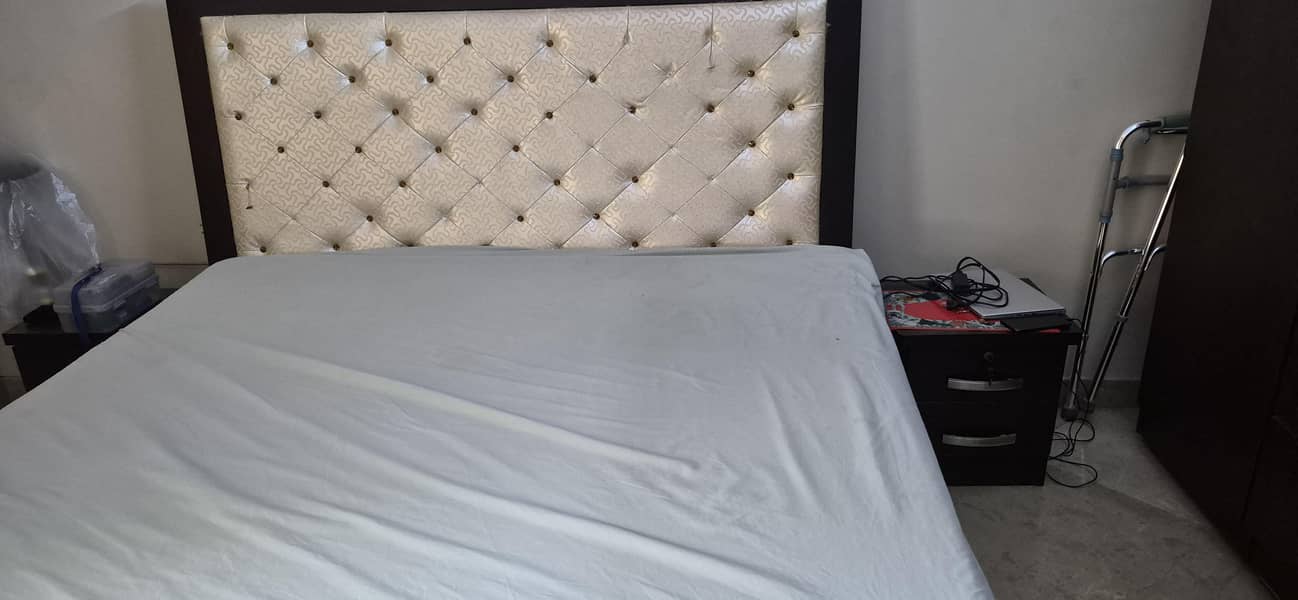 bedroom set 2