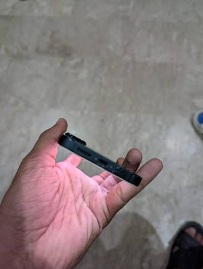 Apple iPhone 14