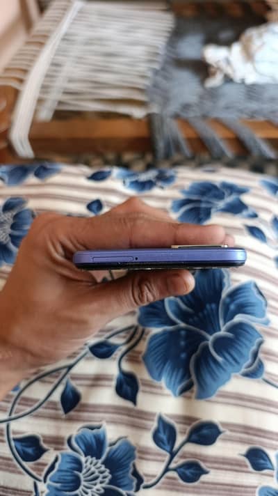Vivo Y21