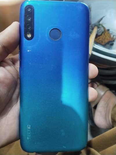 Tecno Spark 4