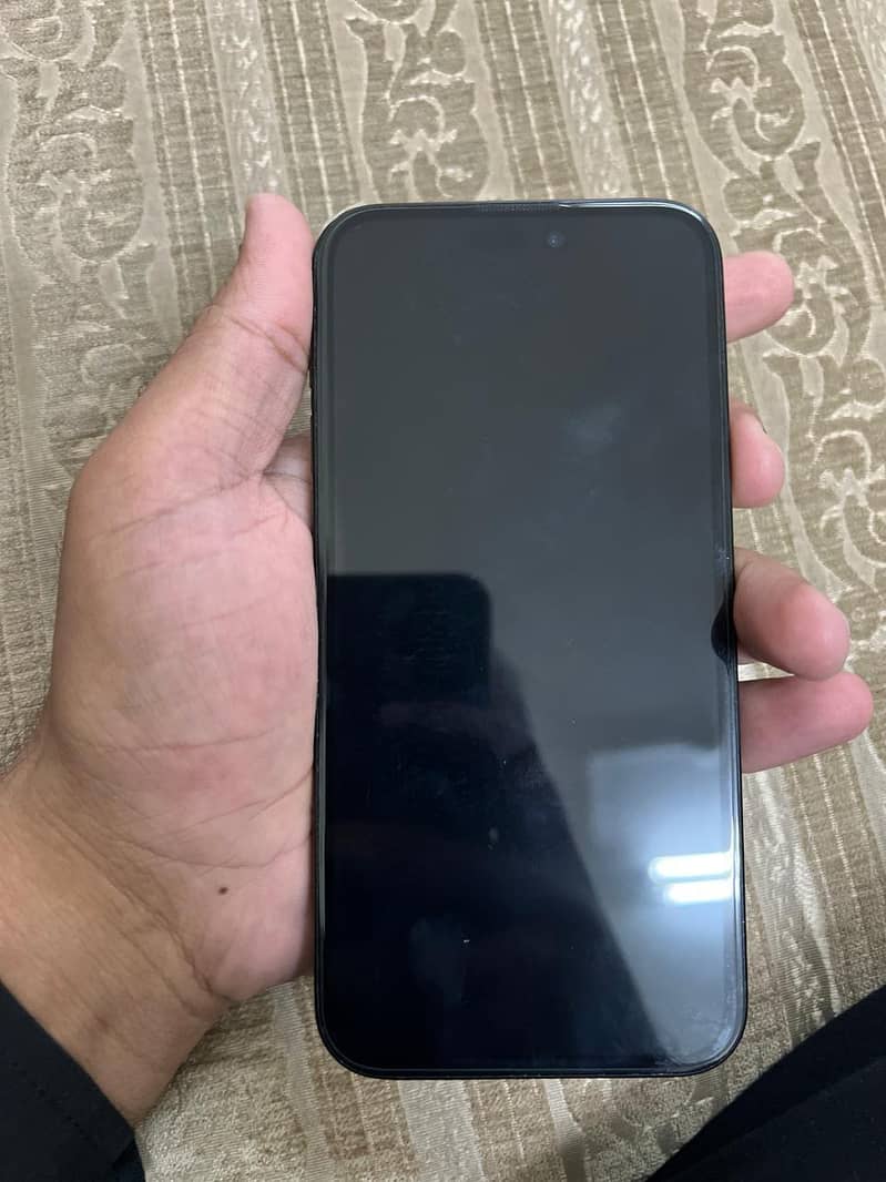 Apple iPhone 15 plus 4