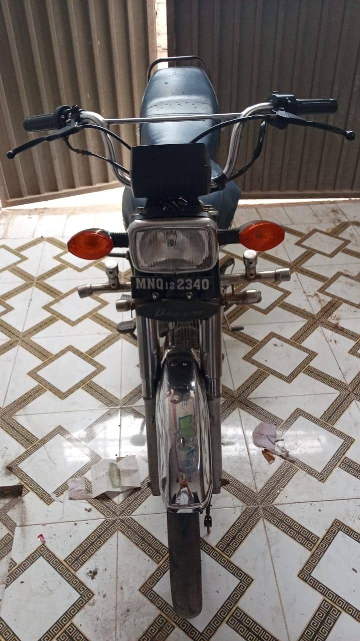 Dhoom 70cc 1