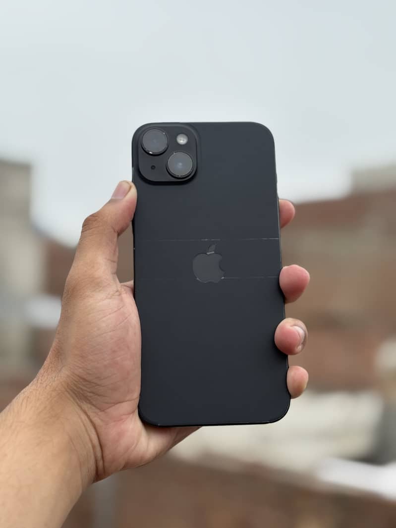 Apple iPhone 15 plus 9