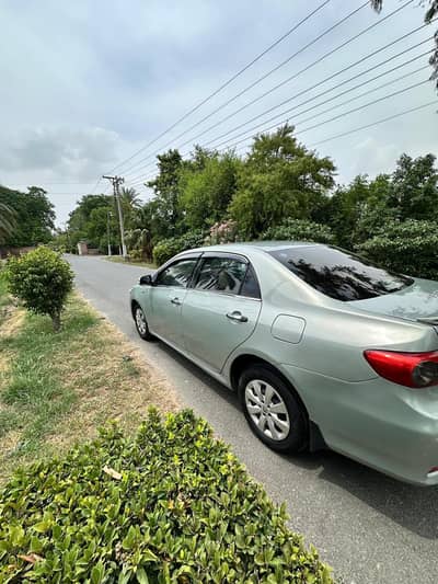 Toyota Corolla GLI 2011