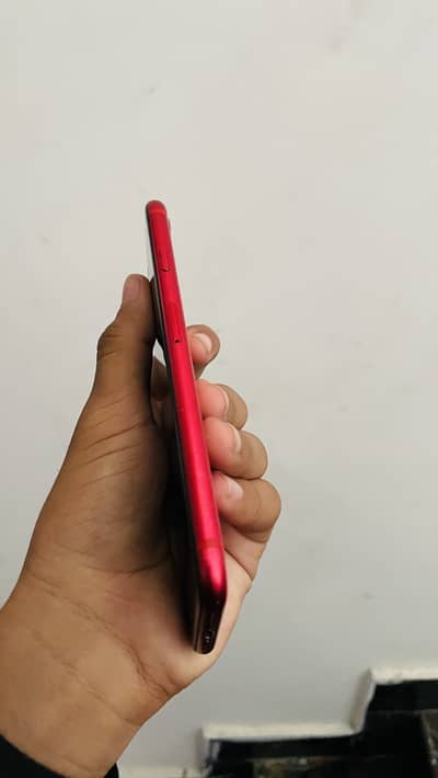 Apple iPhone SE