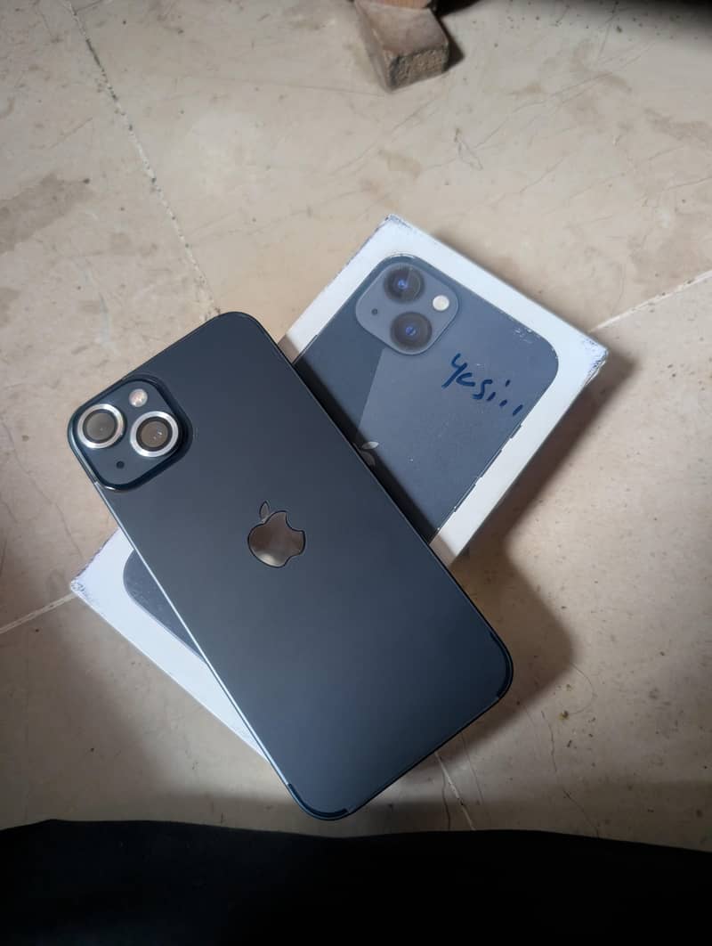 Apple iPhone 13 7