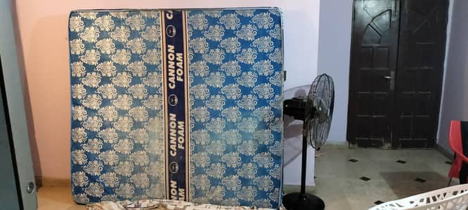canon foam mattress 6 inches in good condition