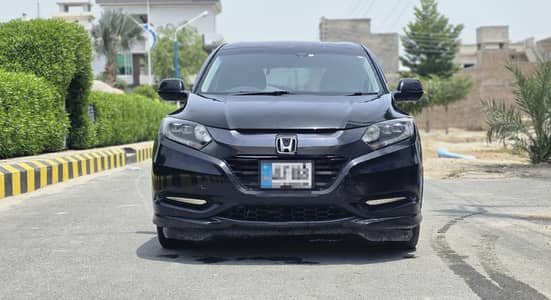 Honda Vezel Hybrid Automatic | 8.5/10 |