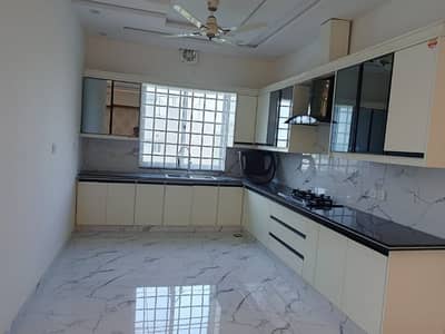 7 Marla House In Stunning Bahria Town Phase 8 - Safari Valley Is Available For Rent