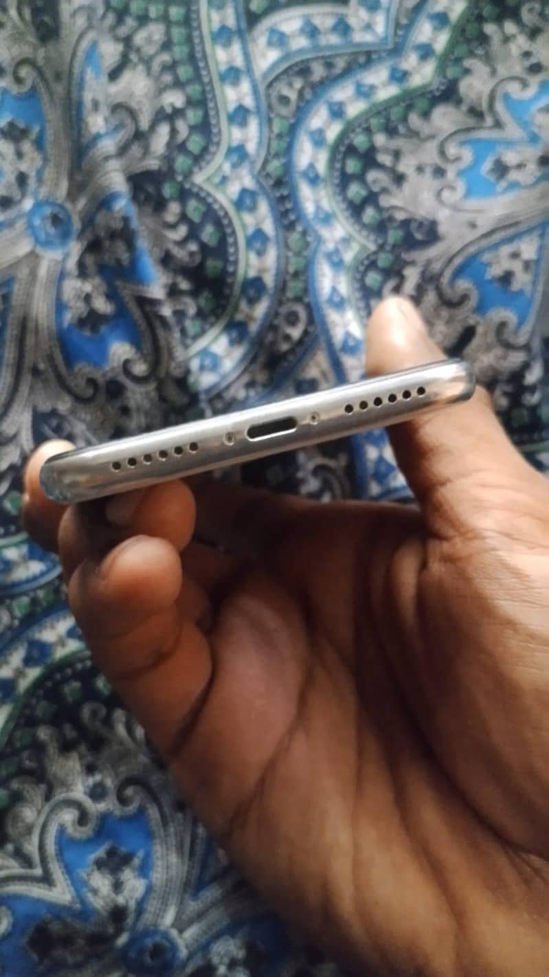 Apple iPhone X 1
