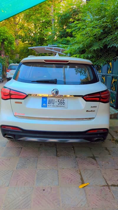 MG HS 2021