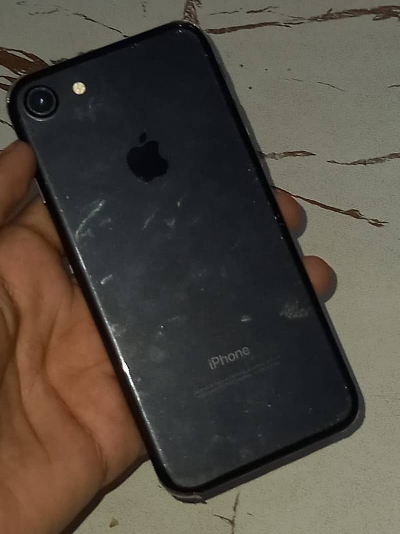 Apple iPhone 7 Plus 3