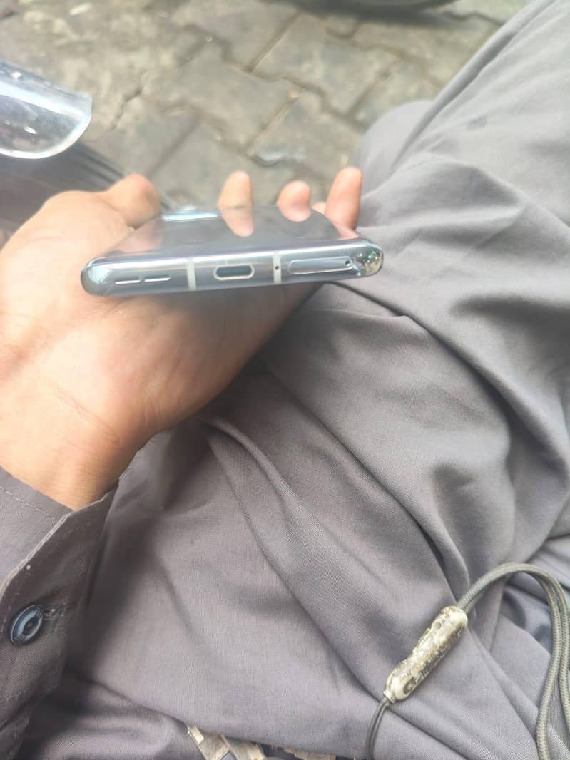 One Plus 9 Pro 1