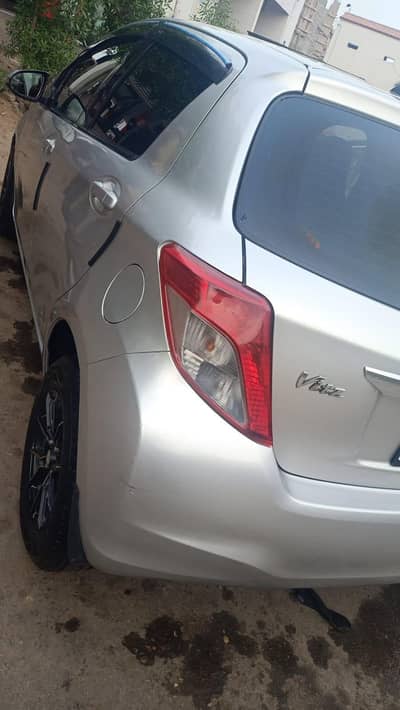 Toyota Vitz 2014