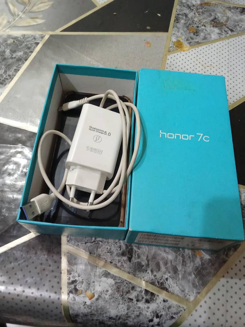 Honor 7C 3