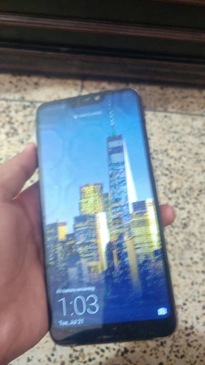 Honor 8C