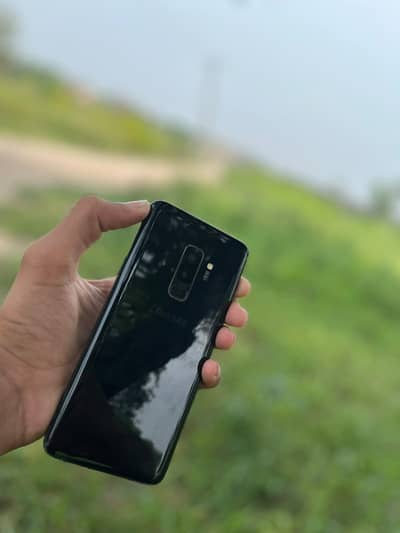 samsung s9 plus read description