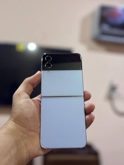 Samsung Z Flip 4