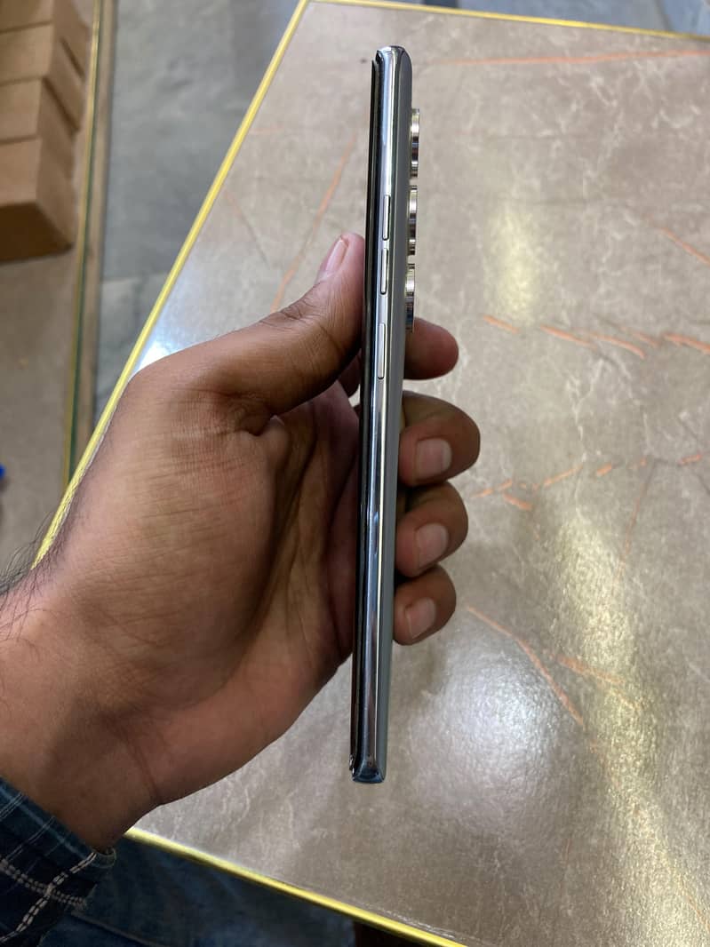 Tecno CAMON 40 Pro 4